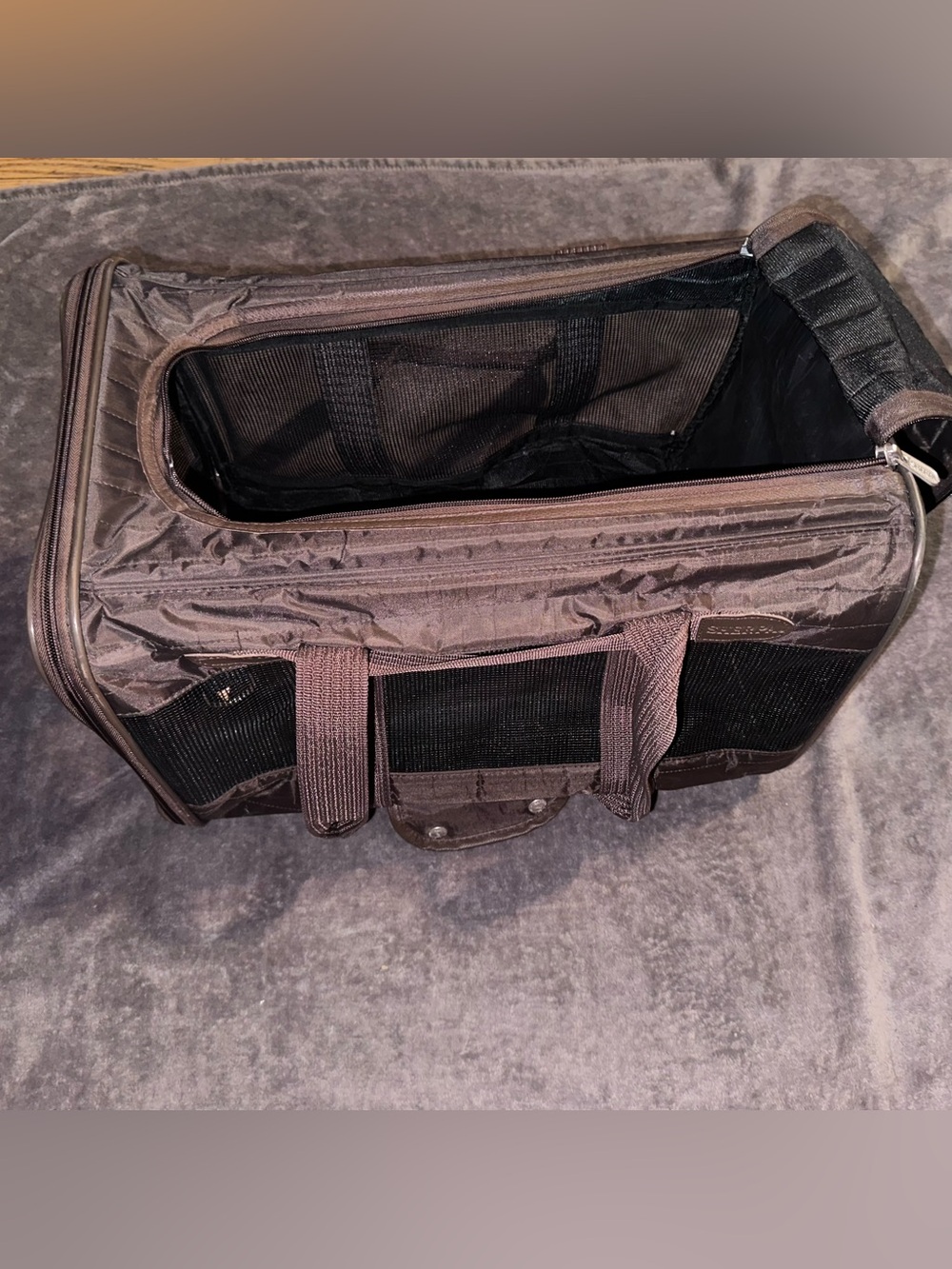 Sherpa Original Deluxe Pet Carrier Logo Brown Soft Sided Airline Travel Dog Cat